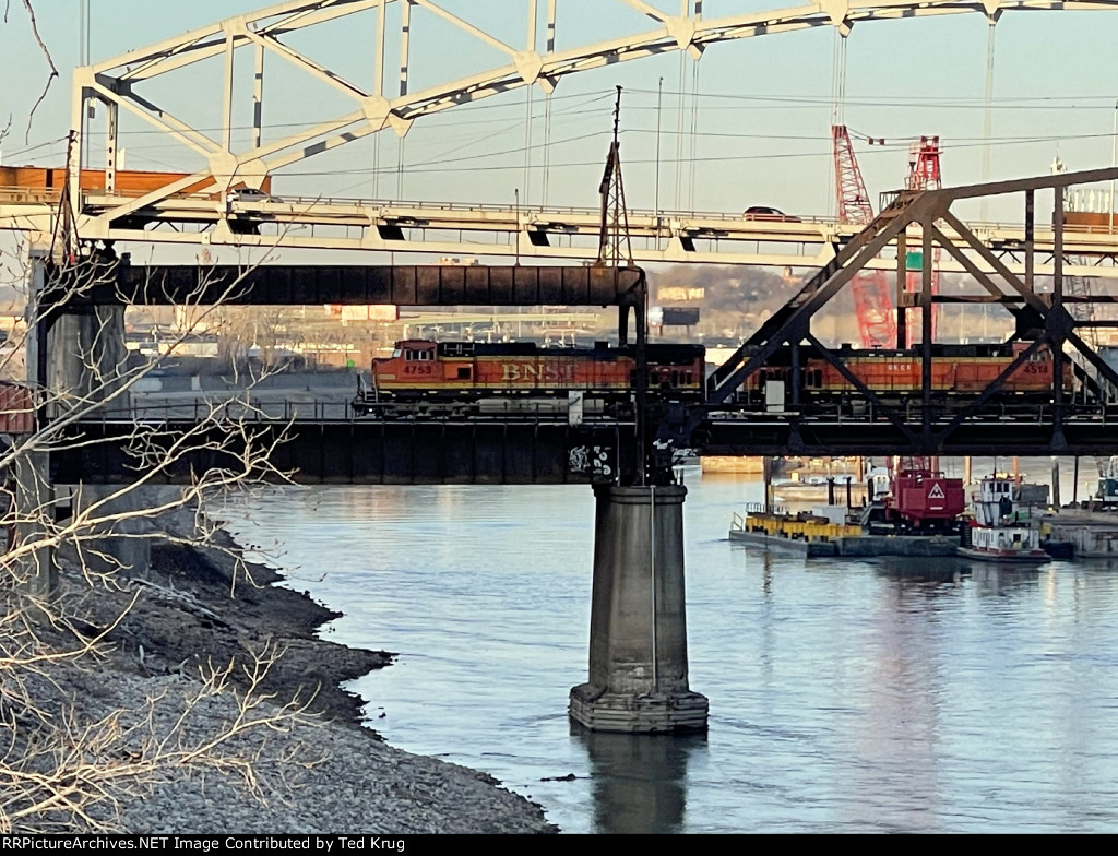 BNSF 4753 & GECX 4514